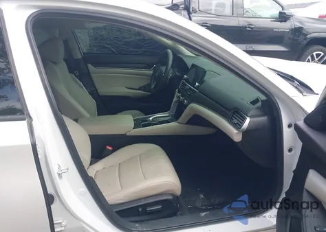 2021 Honda Accord Touring z USA, uszkodzony, nr VIN 1HGCV2F94MA024853